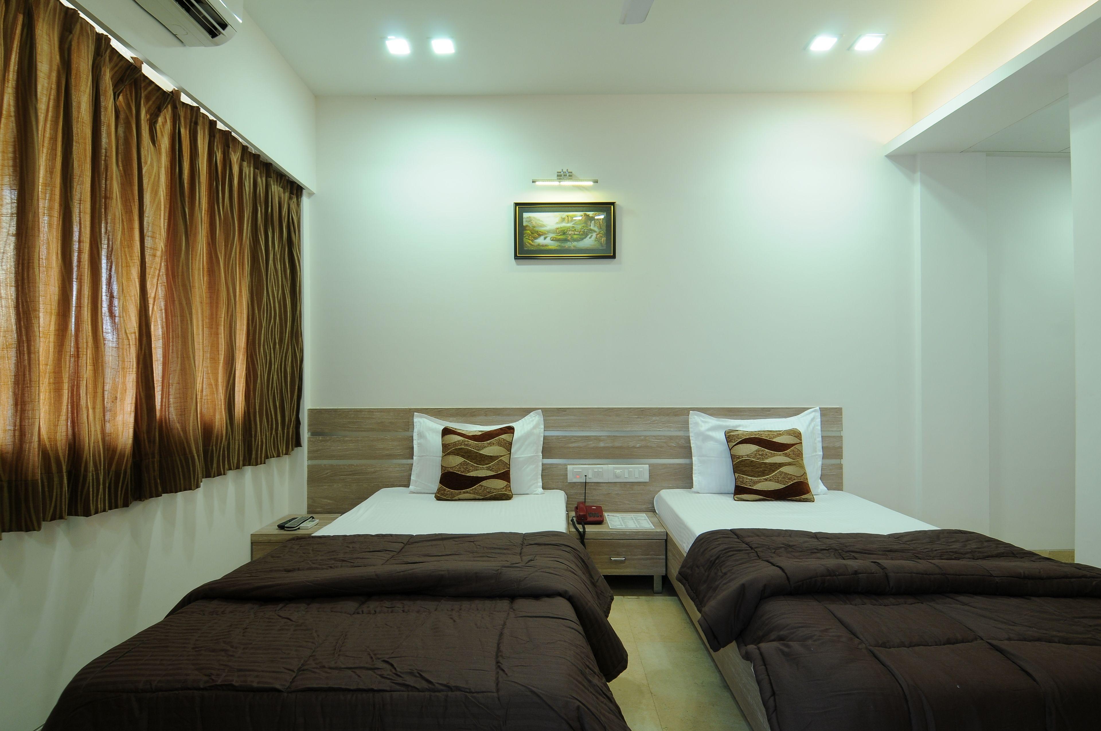 Hotel Crystal - Mumbai — Photos 2
